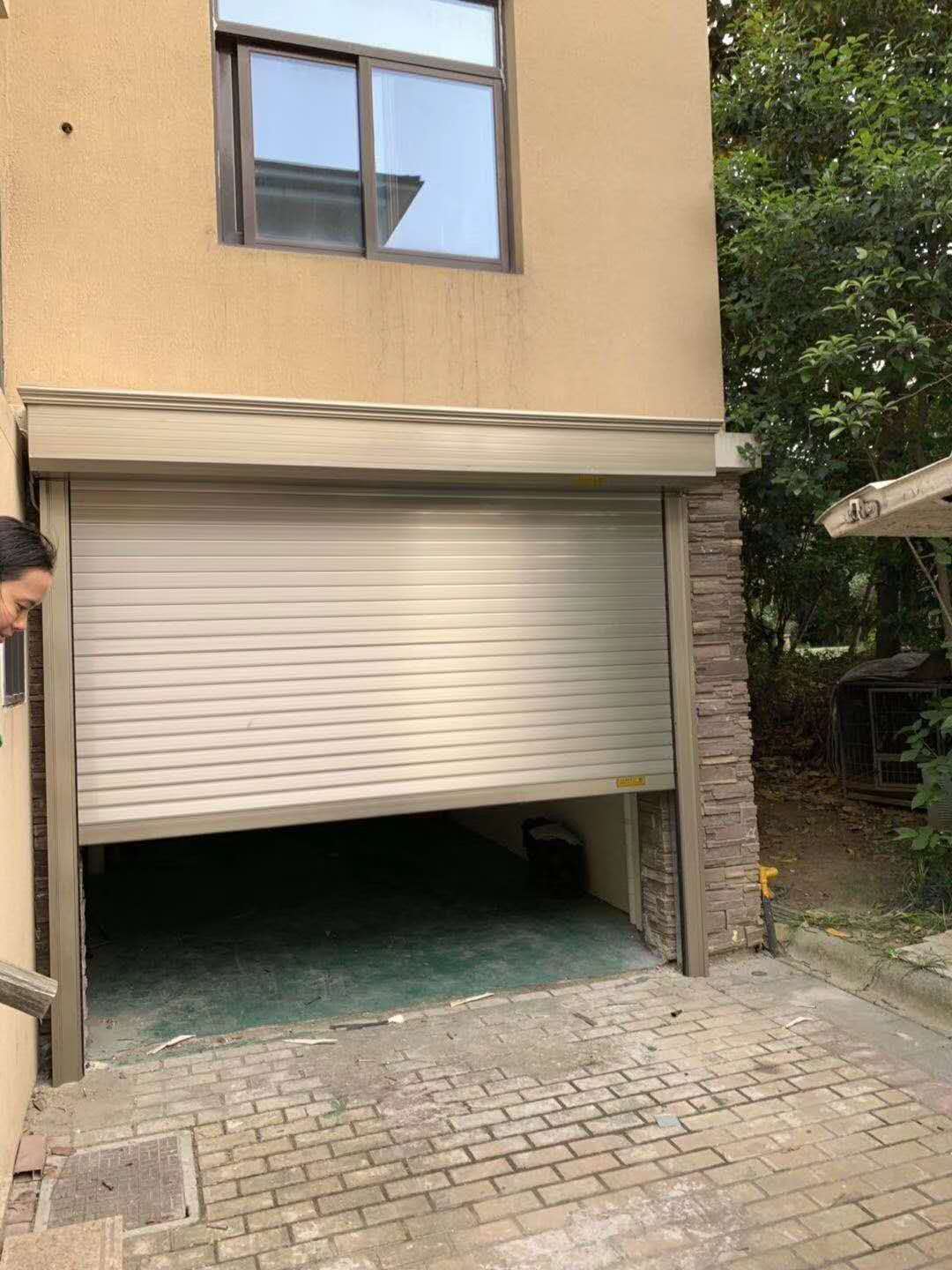 快速工業(yè)卷簾門離不開哪些結(jié)構(gòu)？